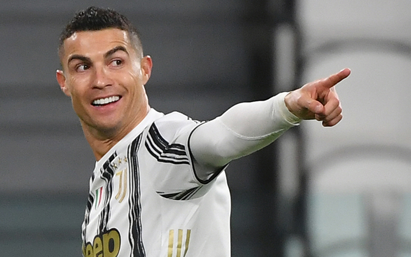 Ronaldo 10 cầu thủ lương cao nhất thế giới